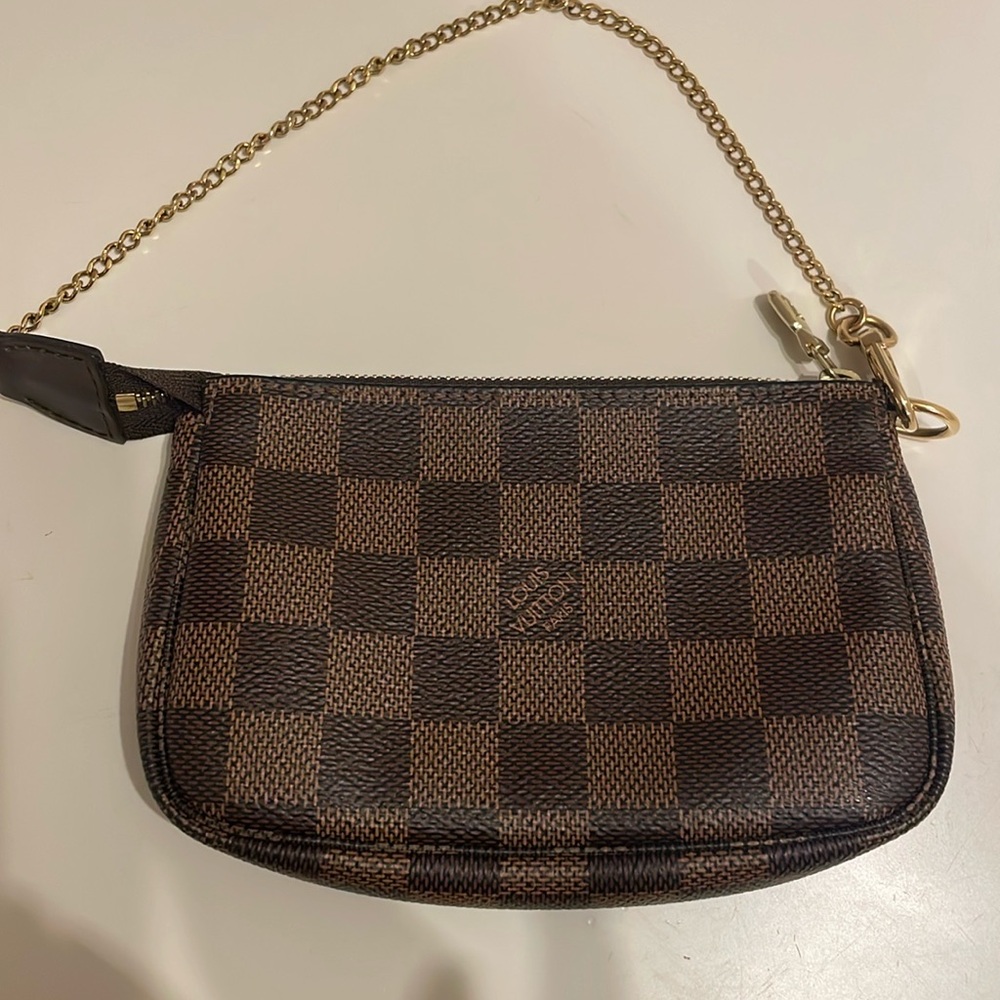 Louis Vuitton Mini Pochette Accessoires